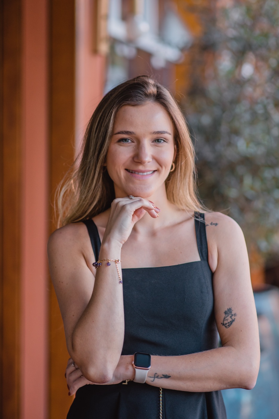 Kamila Loebens, designer sênior da Amaré Criativa